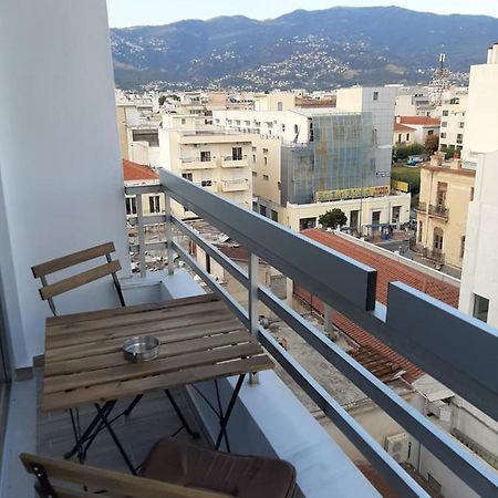 Central Mark Loft Volos Exteriör bild