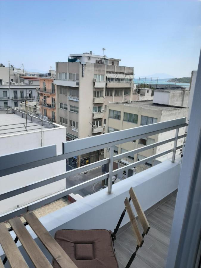 Central Mark Loft Volos Exteriör bild