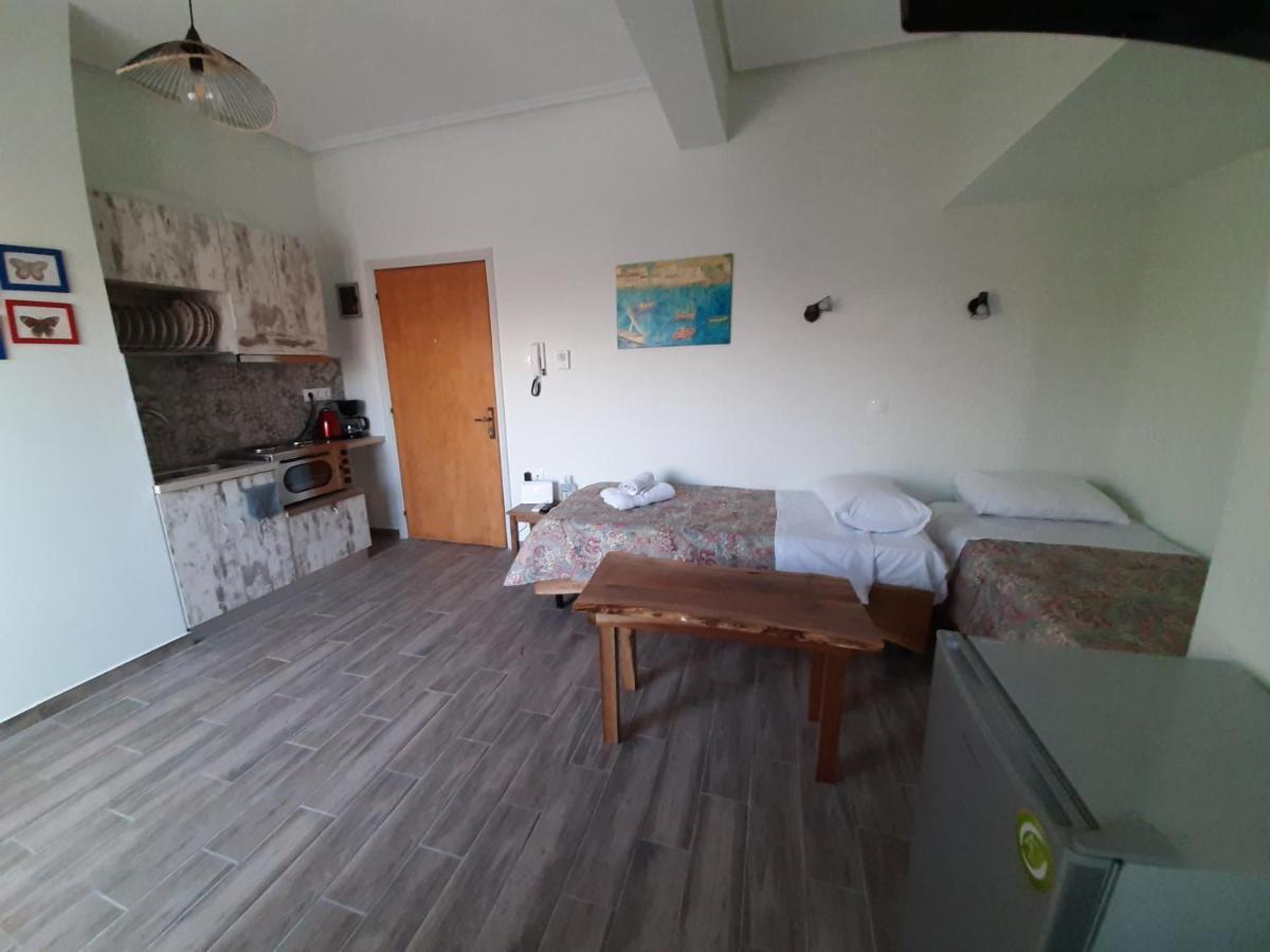 Central Mark Loft Volos Exteriör bild